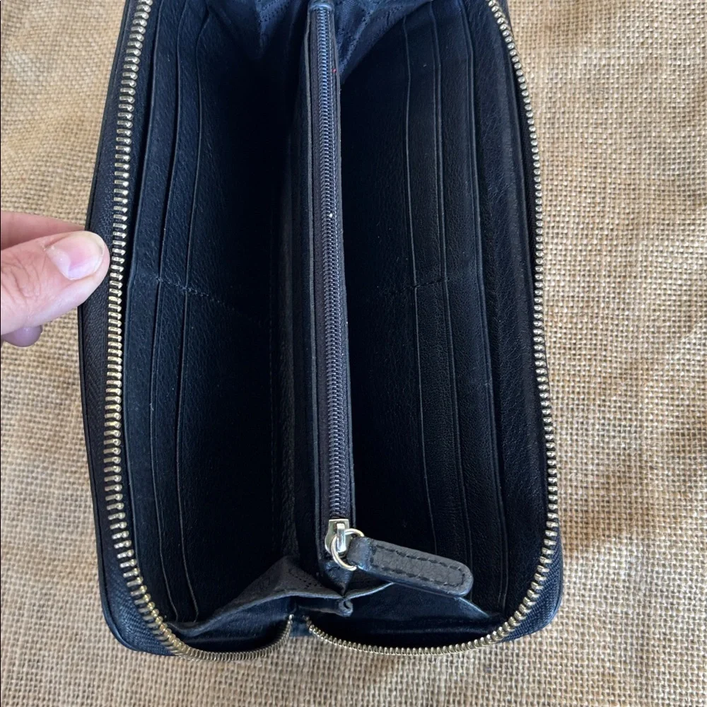 Michael Kors Black leather Wallet with Gold Accents